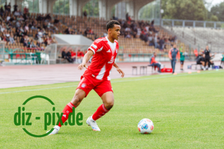 FCA2-FCB2-20250725-1R520482