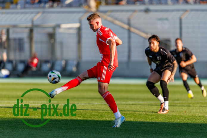 FCB2-TSVS-20250808-1R520086