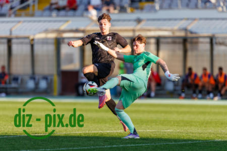 FCB2-TSVS-20250808-1R520215