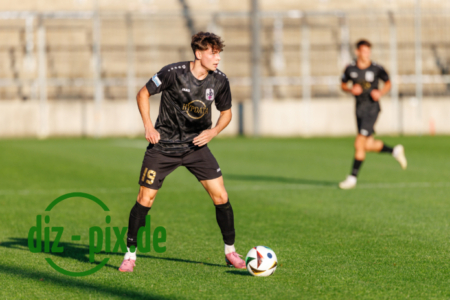 FCB2-TSVS-20250808-1R520223