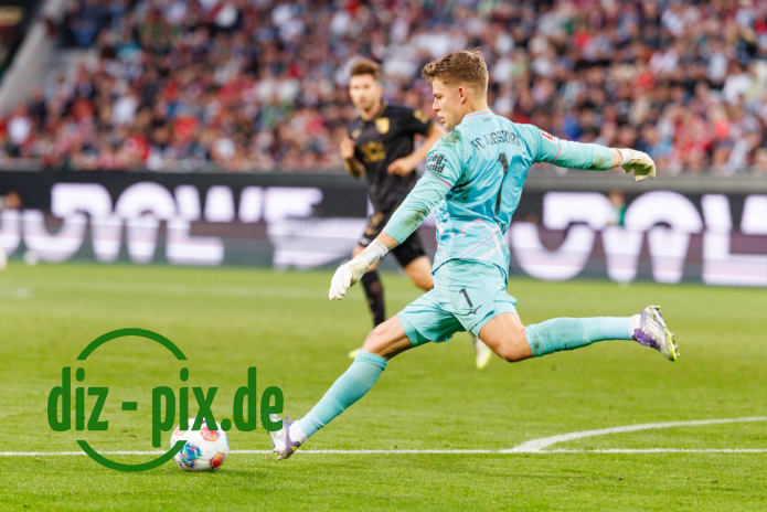 FCA-FCB-20250830-1R521650