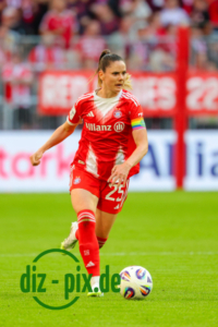 FCBFF-B04-20250906-1R520563