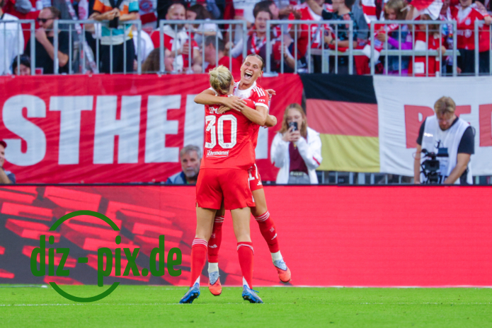 FCBFF-B04-20250906-1R521991