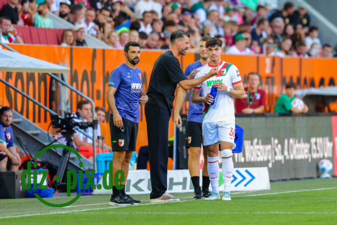 FCA-M05-20250920-1R520299