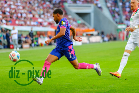 FCA-M05-20250920-1R520340