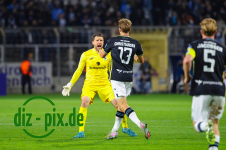 M60-VIK-20251001-1R520713