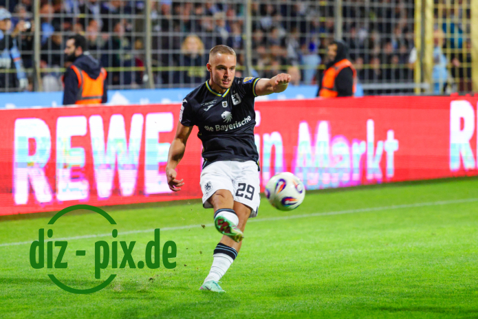 M60-VIK-20251001-1R520903