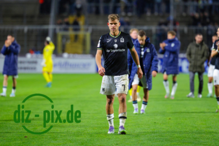 M60-VIK-20251001-1R521959