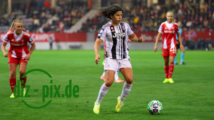 FCBFF-JUV-20251016-1R520277