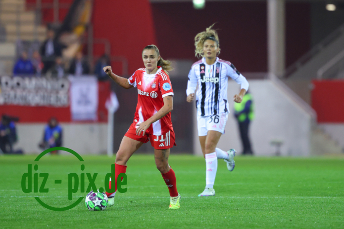 FCBFF-JUV-20251016-1R520372