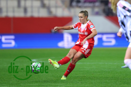 FCBFF-JUV-20251016-1R520396