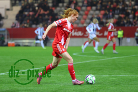 FCBFF-JUV-20251016-1R520659