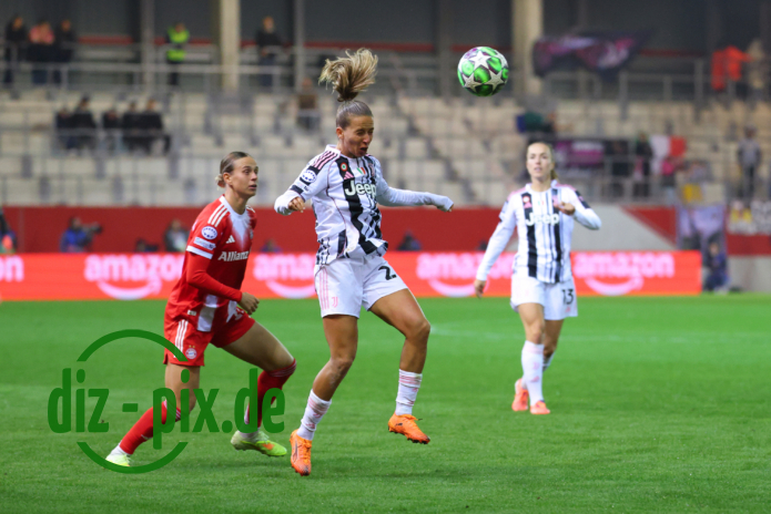 FCBFF-JUV-20251016-1R520677