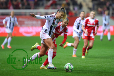 FCBFF-JUV-20251016-1R520719