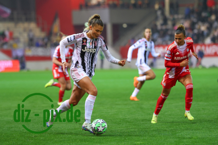 FCBFF-JUV-20251016-1R520767