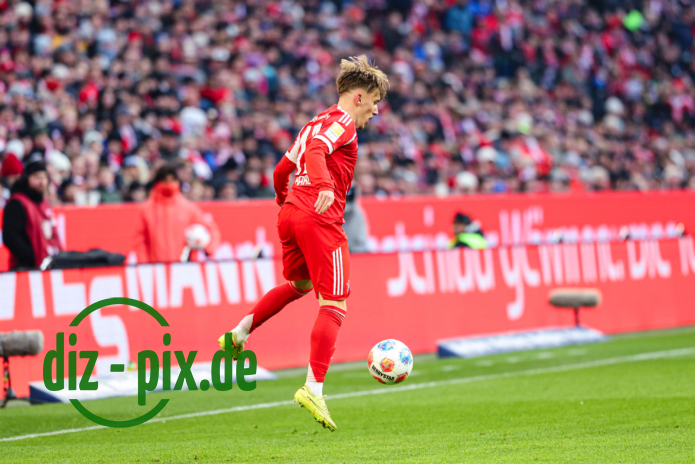 FCB-SCF-20251122-1R521487