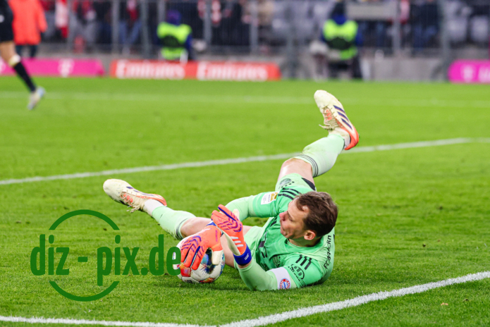 FCB-SCF-20251122-1R521956