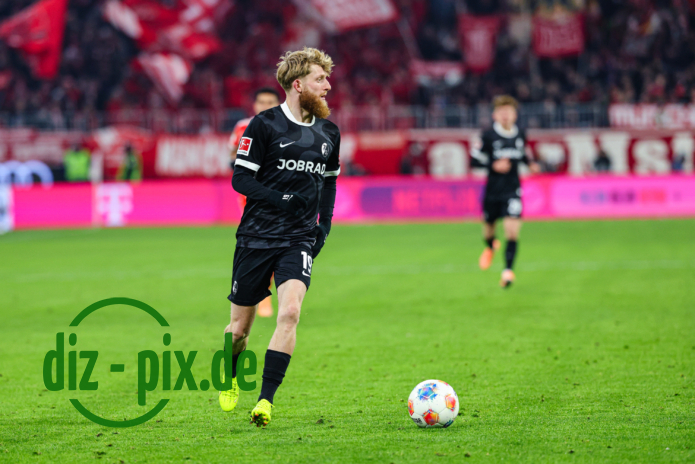 FCB-SCF-20251122-1R522065