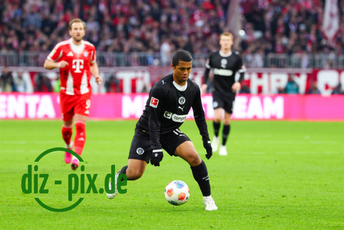 FCB-STP-20251129-1R520279