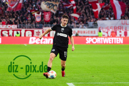 FCB-STP-20251129-1R520335