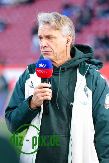 FCA-SVW-20251220-1R521221