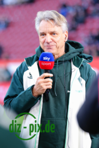 FCA-SVW-20251220-1R521303