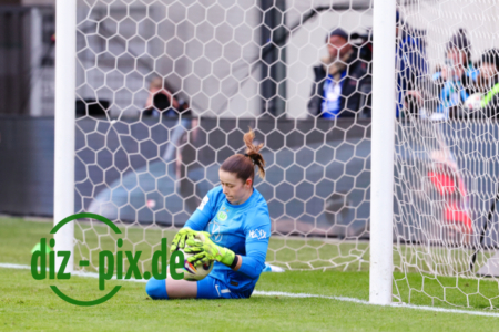 FCBFF-WOB-20260222-1R520159