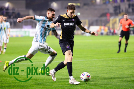 M60-AUE-20260303-1R520041